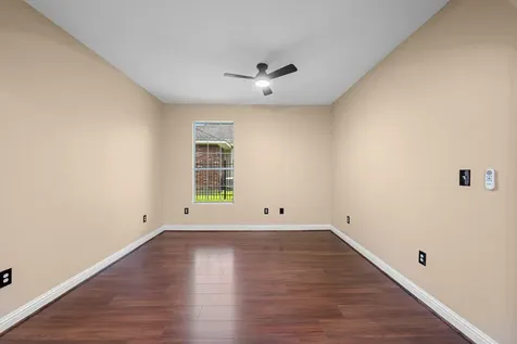 2713 Druid Street Houston TX 77091