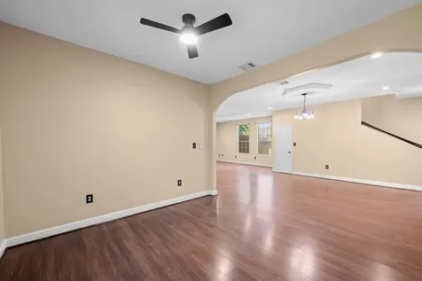 2713 Druid Street Houston TX 77091