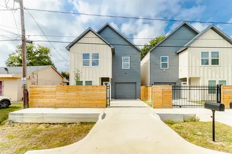 8923 De Priest Street Houston TX 77088