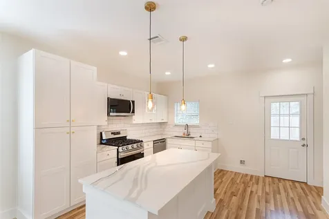 8923 De Priest Street Houston TX 77088