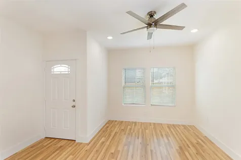 8923 De Priest Street Houston TX 77088