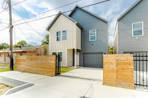 8923 De Priest Street Houston TX 77088