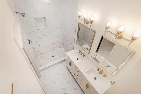 8923 De Priest Street Houston TX 77088