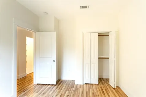 8923 De Priest Street Houston TX 77088