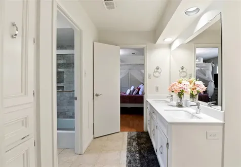 2701 Crossvine Circle The Woodlands TX 77380