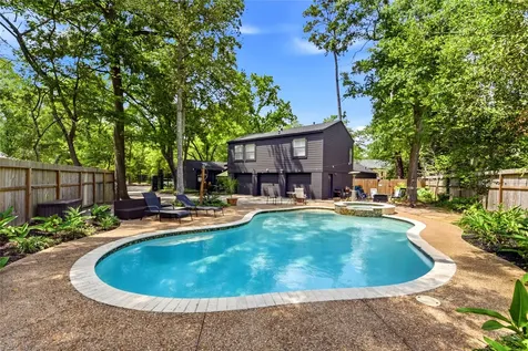 2701 Crossvine Circle The Woodlands TX 77380
