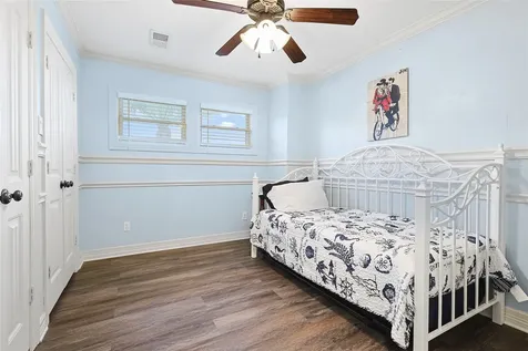146 Tamana Drive Galveston TX 77554