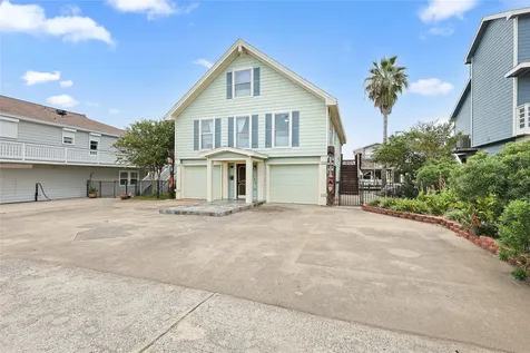 146 Tamana Drive Galveston TX 77554