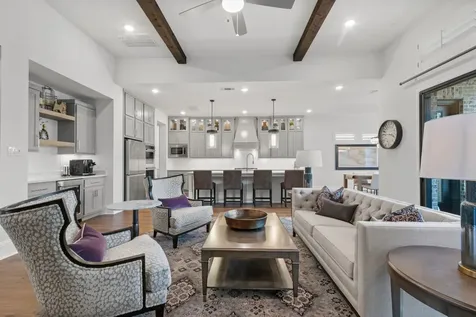 902 Falcon Hollow Lane Pinehurst TX 77362