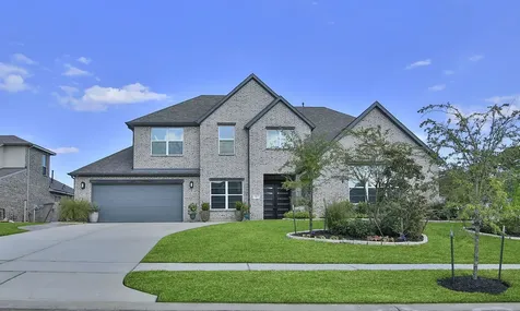 902 Falcon Hollow Lane Pinehurst TX 77362