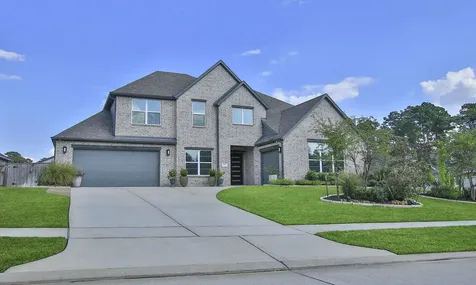 902 Falcon Hollow Lane Pinehurst TX 77362
