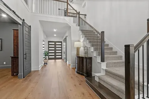 902 Falcon Hollow Lane Pinehurst TX 77362