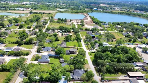 704 Cleo Street Fresno TX 77545