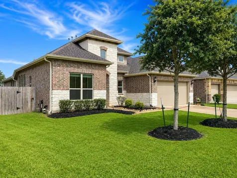 320 Woodway Drive League City TX 77573
