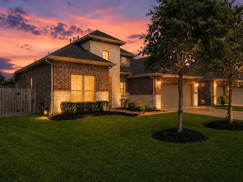 320 Woodway Drive League City TX 77573