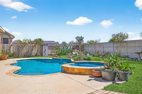 7034 Belle Meadow Lane Richmond TX 77469