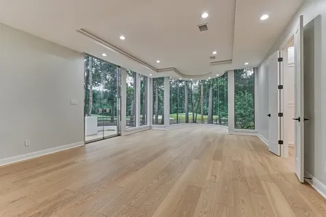 24 Autumn Crescent The Woodlands TX 77381