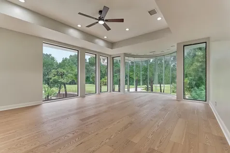 24 Autumn Crescent The Woodlands TX 77381