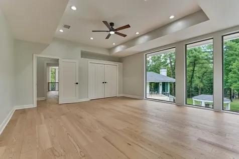 24 Autumn Crescent The Woodlands TX 77381