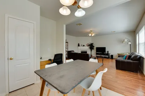 18715 Amesbury Manor Lane Houston TX 77094