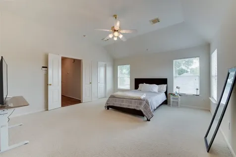 18715 Amesbury Manor Lane Houston TX 77094