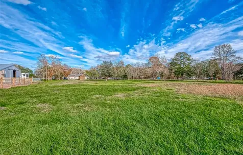 1512 Bayou Drive Bay City TX 77414