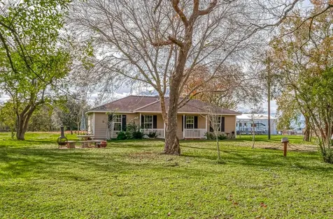 1512 Bayou Drive Bay City TX 77414