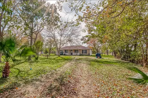 1512 Bayou Drive Bay City TX 77414