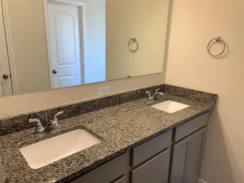 139 Bates Court Huntsville TX 77320