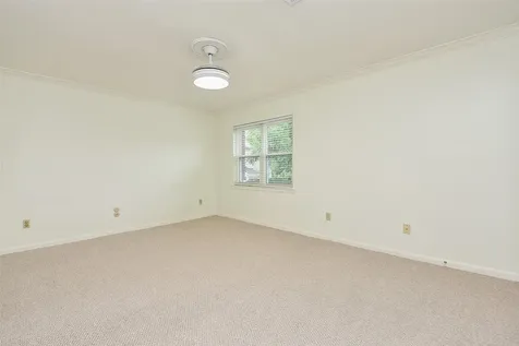 4812 Palmetto Street Bellaire TX 77401