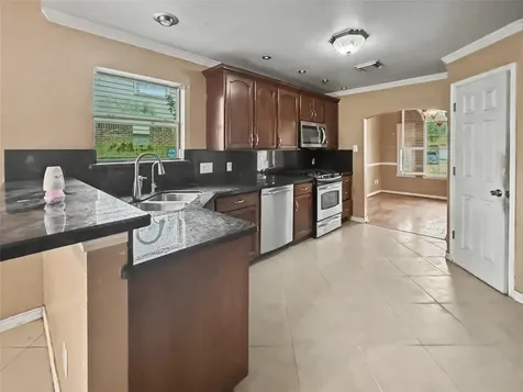 914 Chase Creek Circle Bacliff TX 77518