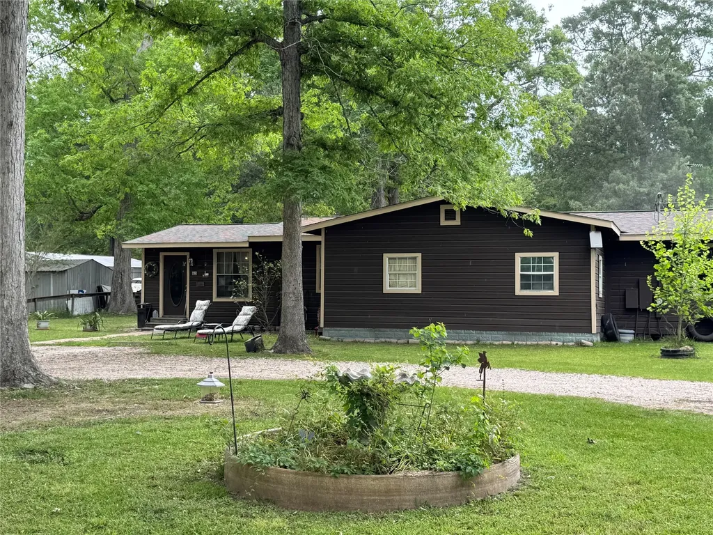 11261 Crossno Drive Cleveland TX 77328