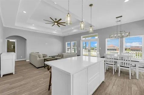 863 S Selwyn Road Crystal Beach TX 77650