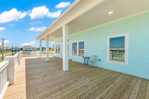 863 S Selwyn Road Crystal Beach TX 77650