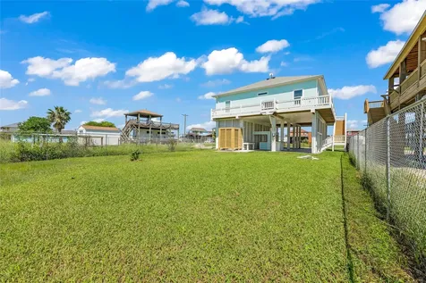 863 S Selwyn Road Crystal Beach TX 77650