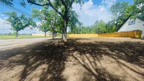 5622 Grace Point Lane Houston TX 77048
