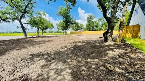 5622 Grace Point Lane Houston TX 77048