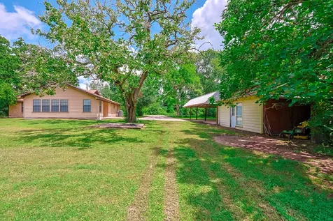 211 Brantley Lane Magnolia TX 77354