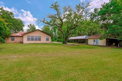 211 Brantley Lane Magnolia TX 77354