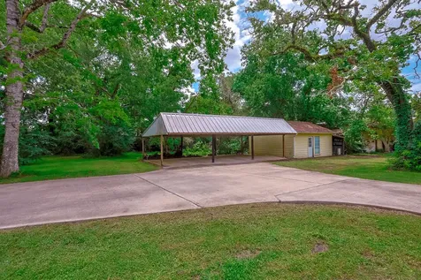 211 Brantley Lane Magnolia TX 77354