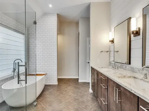 3518 Shadowwalk Drive Houston TX 77082