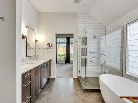 3518 Shadowwalk Drive Houston TX 77082