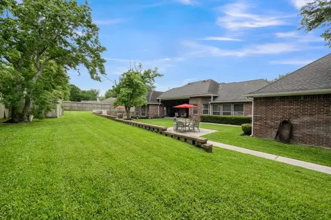 9832 W Shore Drive Willis TX 77318