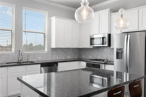 11918 Oakmont Valley Trace Houston TX 77051