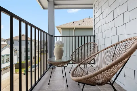 11918 Oakmont Valley Trace Houston TX 77051