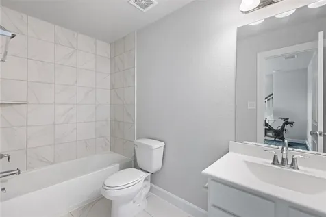 11918 Oakmont Valley Trace Houston TX 77051