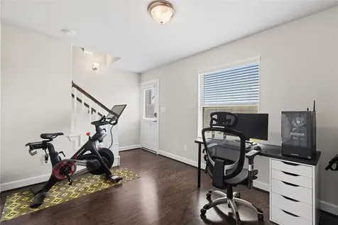 11918 Oakmont Valley Trace Houston TX 77051