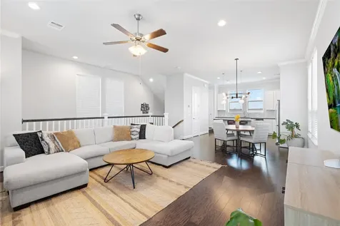 11918 Oakmont Valley Trace Houston TX 77051