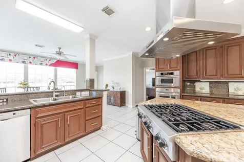 1907 Waterside Drive Missouri City TX 77459