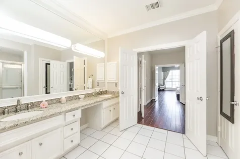 1907 Waterside Drive Missouri City TX 77459